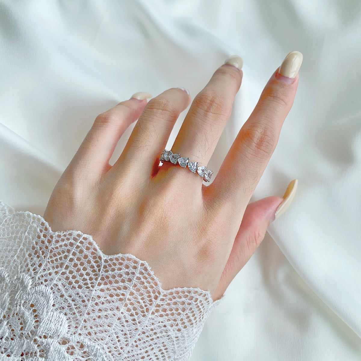 [Olivia Jewelry]0.25 Carat Radiant Romance Heart Cut Lover Ring