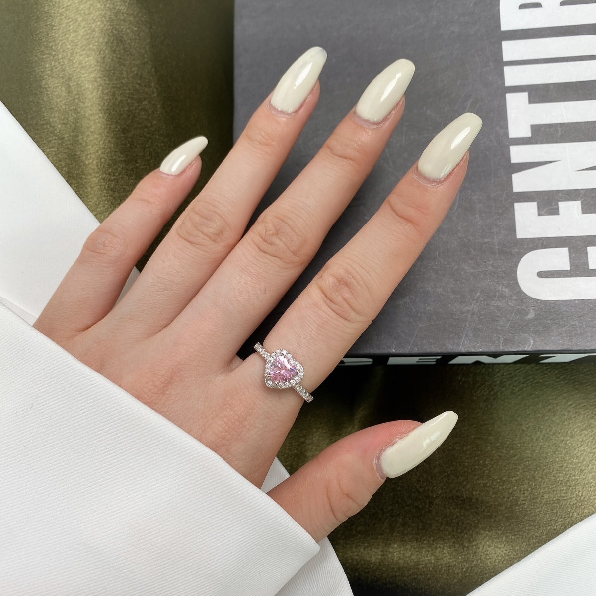 [Olivia Jewelry]Eternity Splashy Romantic Heart Shape Lover Ring