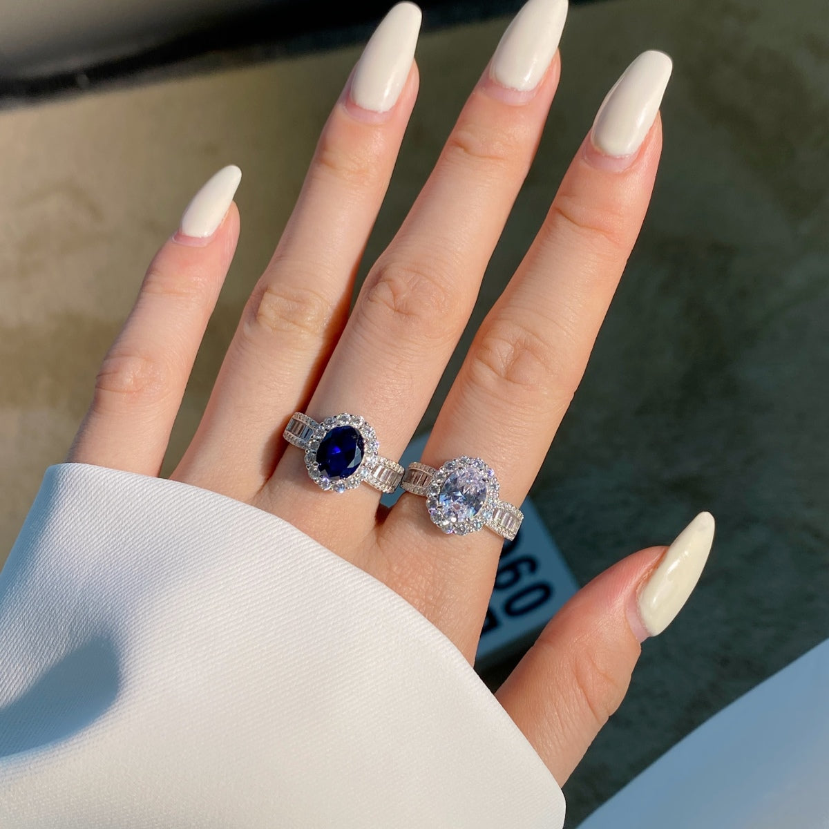 [Olivia Jewelry]1.5 Carat Dazzling Charming Oval Cut Banquet Ring