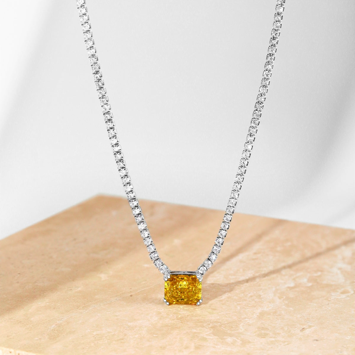 [Olivia Jewelry]4.0 Carat Elegant Radiant Cut Necklace