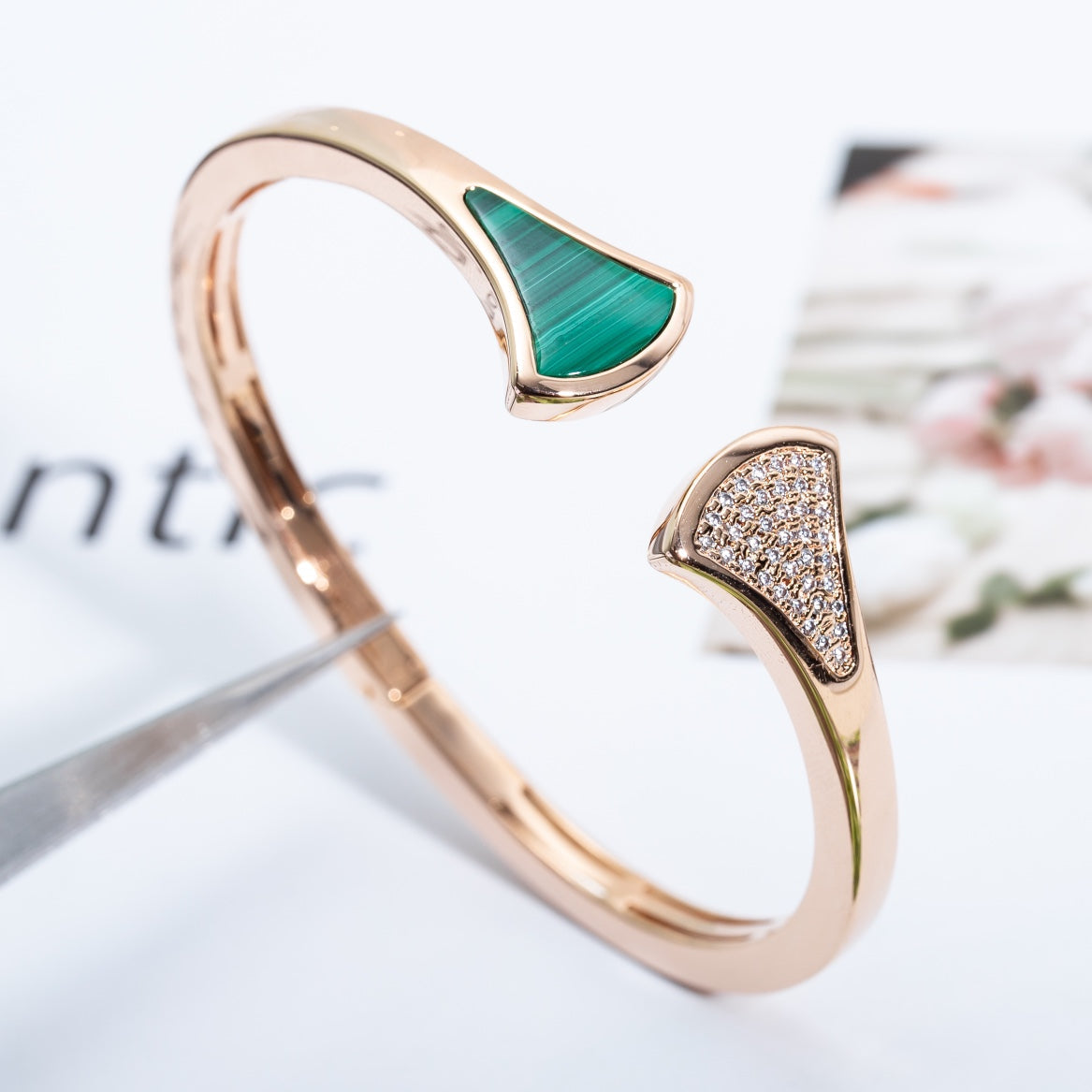 [OLIVIA]DREAM BRACELET OPEN MALACHITE PINK GOLD