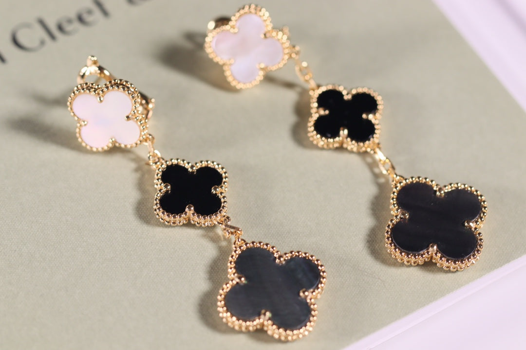 [Olivia Jewelry]CLOVER EARRINGS GOLD ONYX MOP 3 MOTIF