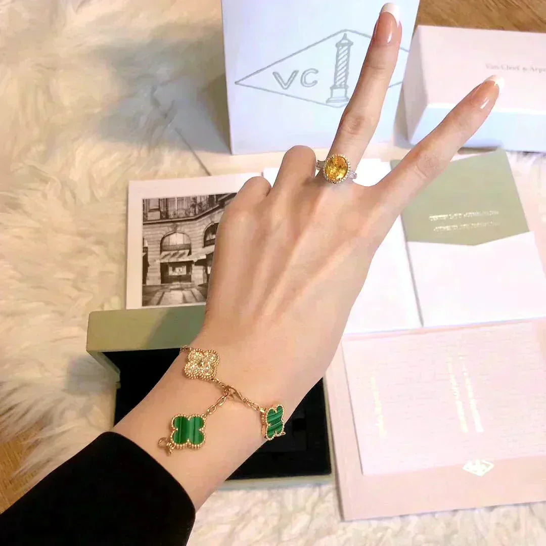 [Olivia JW]CLOVER  5 MOTIF MALACHITE DIAMOND BRACELET