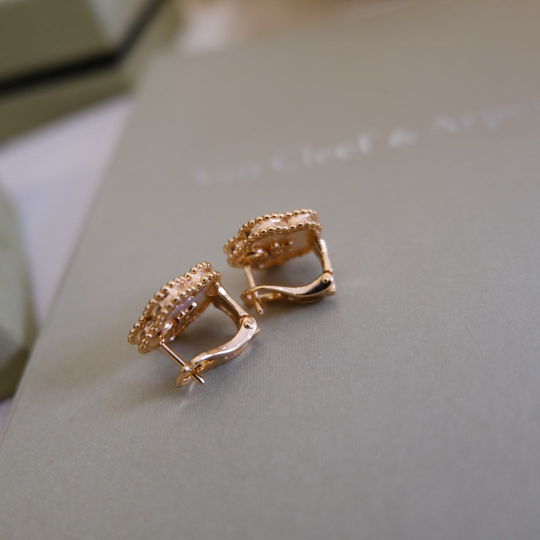 [Olivia Jewelry]LUCKY PINK GOLD WHITE MOP EARRINGS