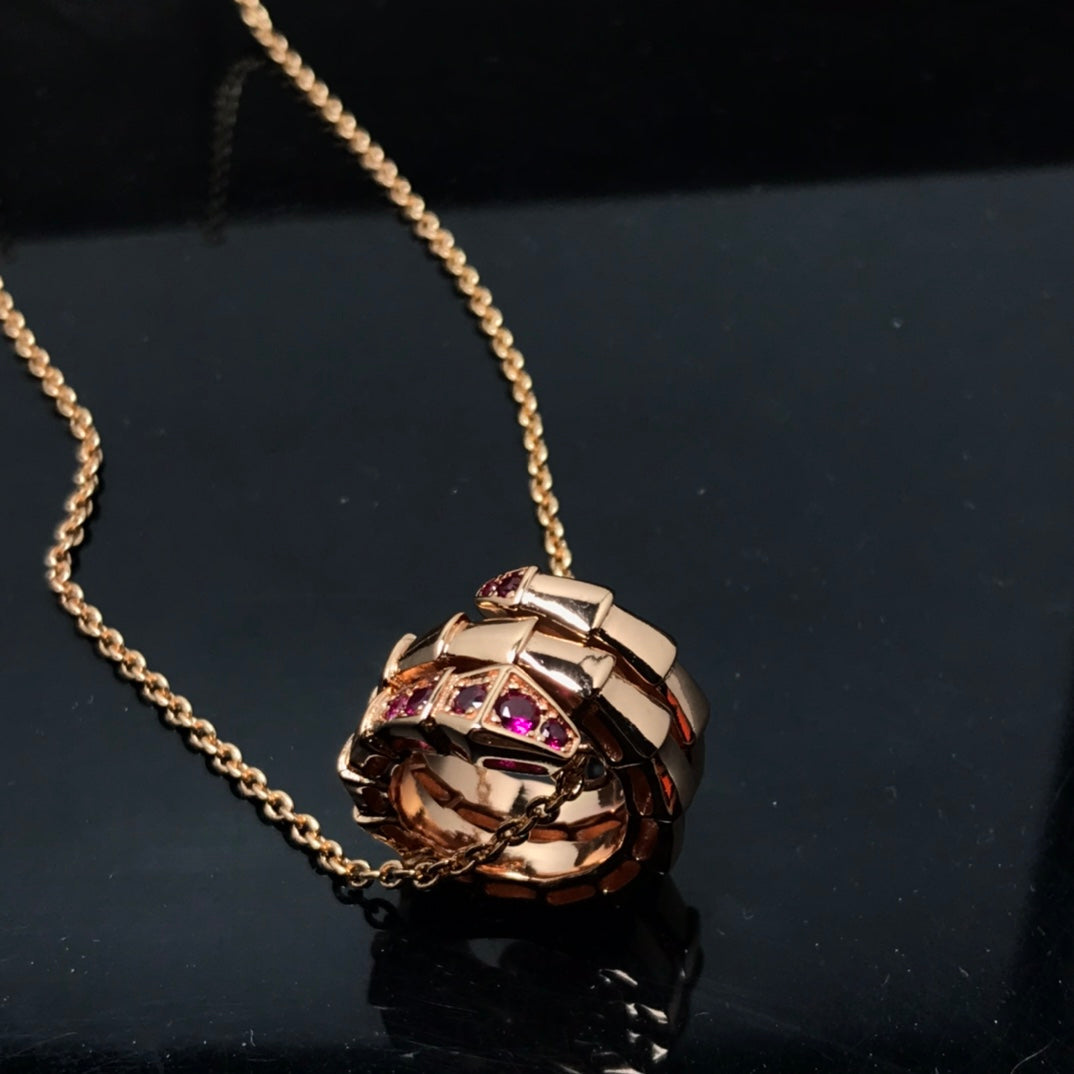 [OLIVIA]SERPENTI PEDANT NECKLACE