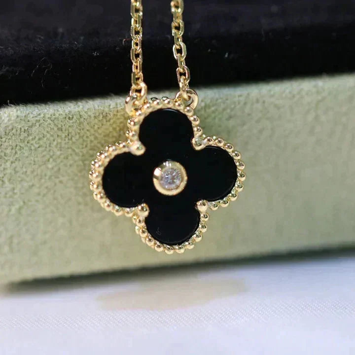 [Olivia Jewelry]CLOVER 15MM DIAMOND ONYX NECKLACE