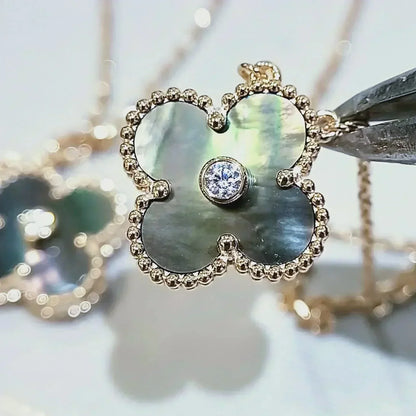 [Olivia Jewelry]CLOVER 15MM DIAMOND AND MOTHER-OF-GREY NECKLACE