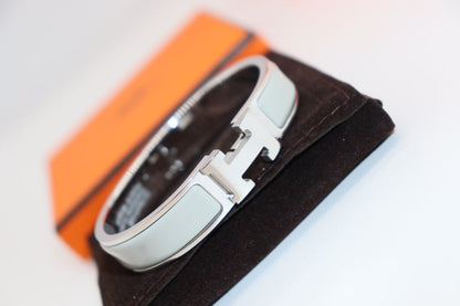[Olivia Jewelry]H LIGHT BLUE BRACELET