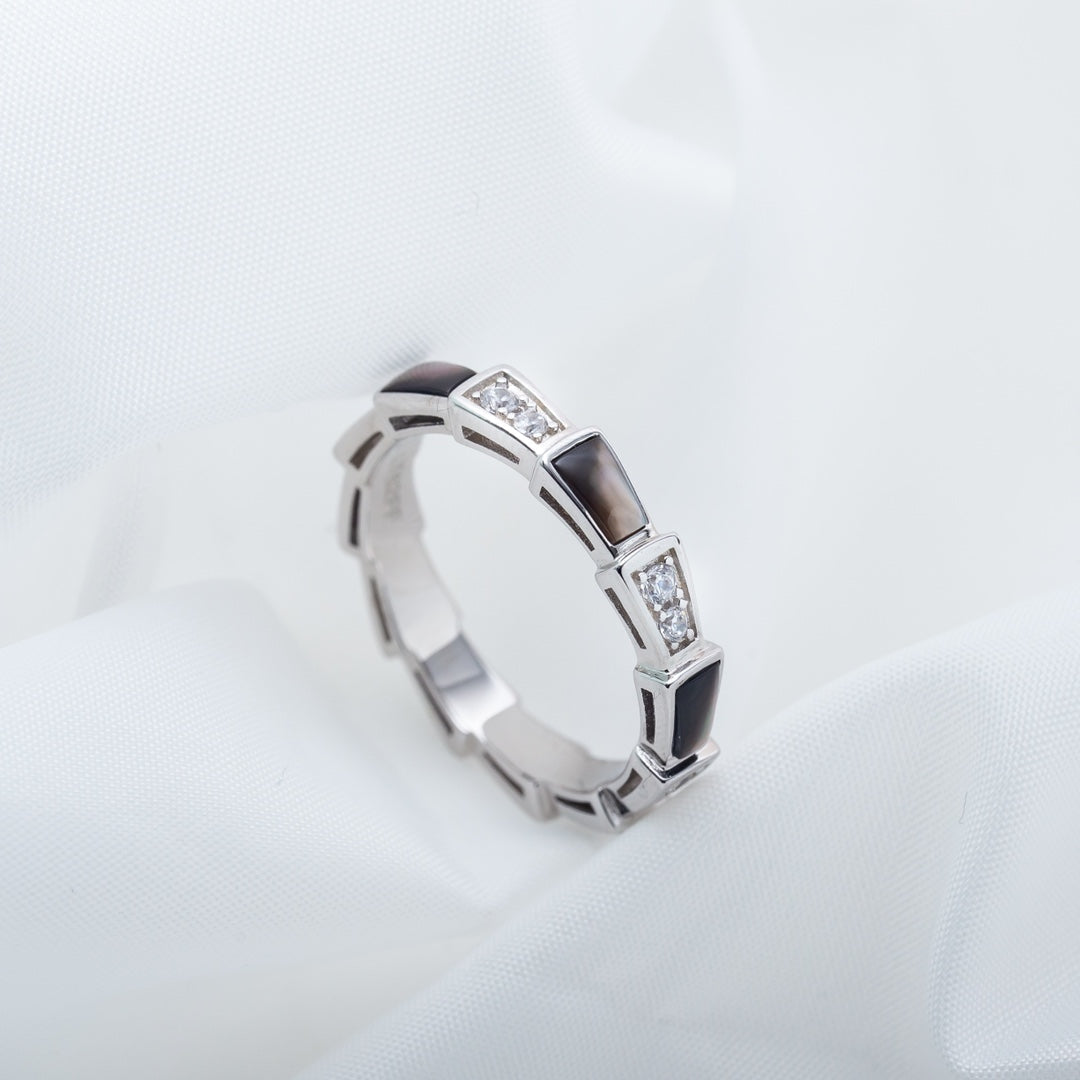 [OLIVIA]SERPENTI RING SILVER  DIAMOND BLACK MOP 3MM