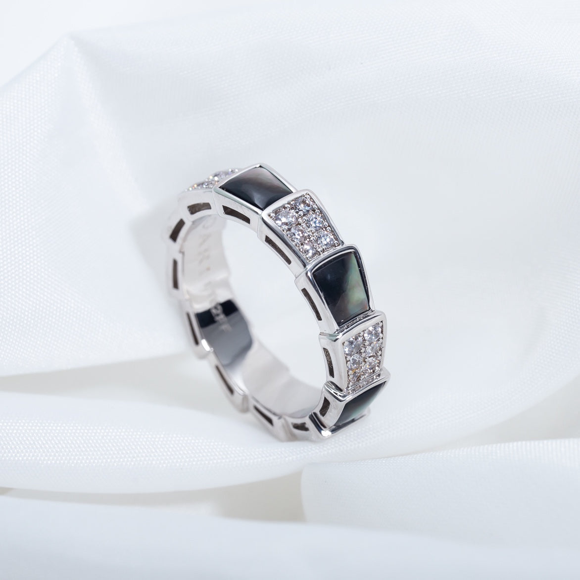 [OLIVIA]SERPENTI RING SILVER DIAMOND BLACK MOP 4MM