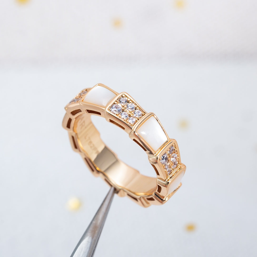 [OLIVIA]SERPENTI RING PINK GOLD MOP DIAMOND PAVED 4MM