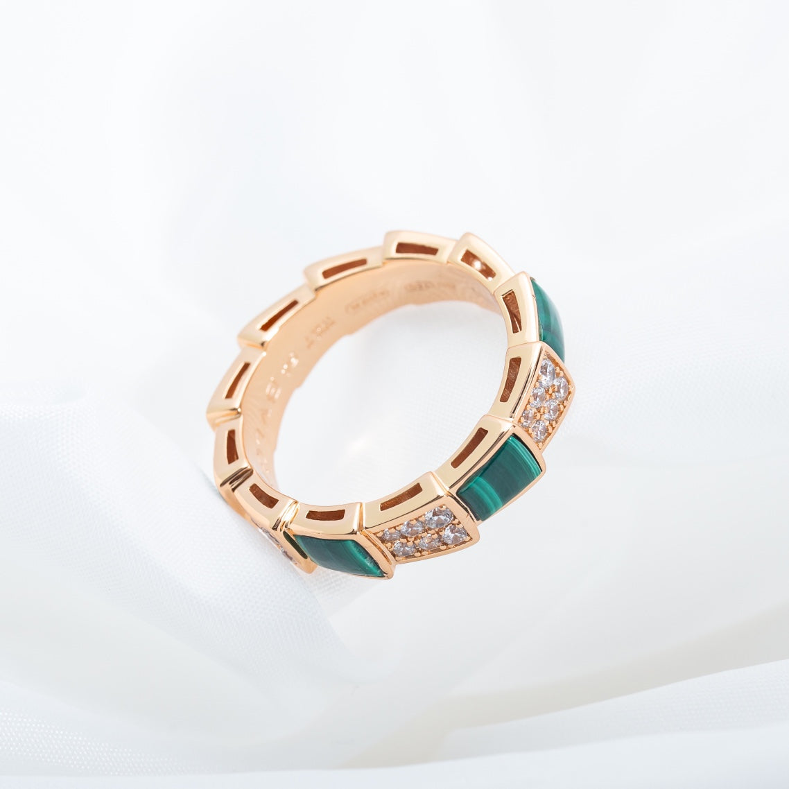 [OLIVIA]SERPENTI RING PINK GOLD MALACHITE DIAMOND PAVED 4MM