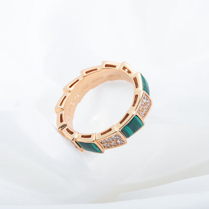 [OLIVIA]SERPENTI RING PINK GOLD MALACHITE DIAMOND PAVED 4MM