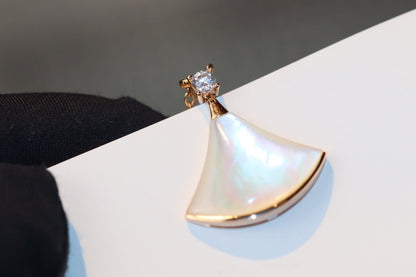 [OLIVIA]DREAM NECKLACE WHITE MOP PINK GOLD 1 DIAMOND