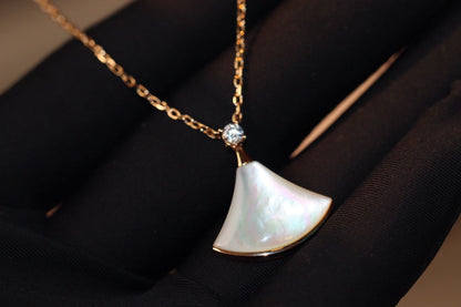 [OLIVIA]DREAM NECKLACE WHITE MOP PINK GOLD 1 DIAMOND