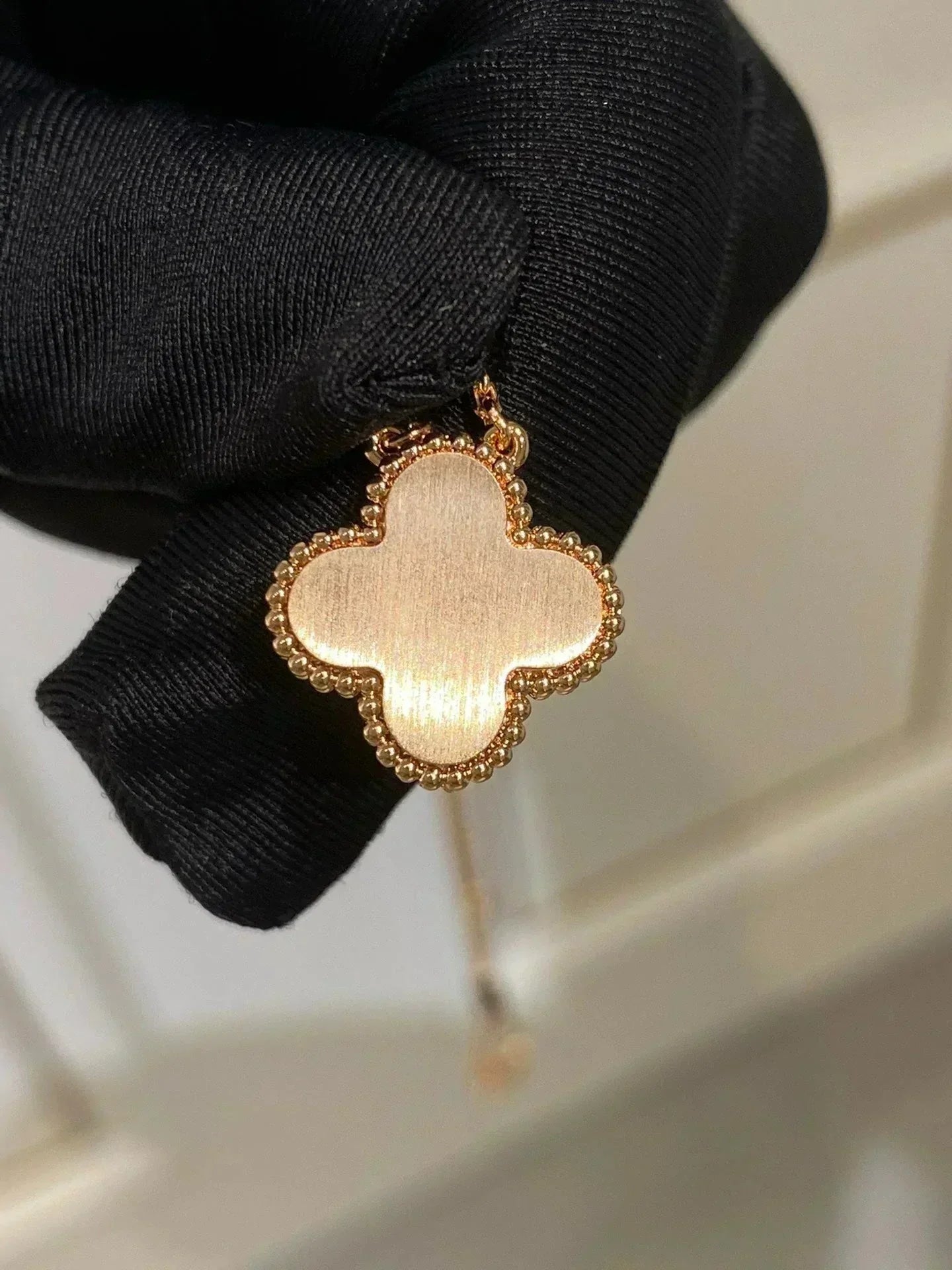 [Olivia Jewelry]CLOVER 15MM DIAMOND RHODONITE NECKLACE