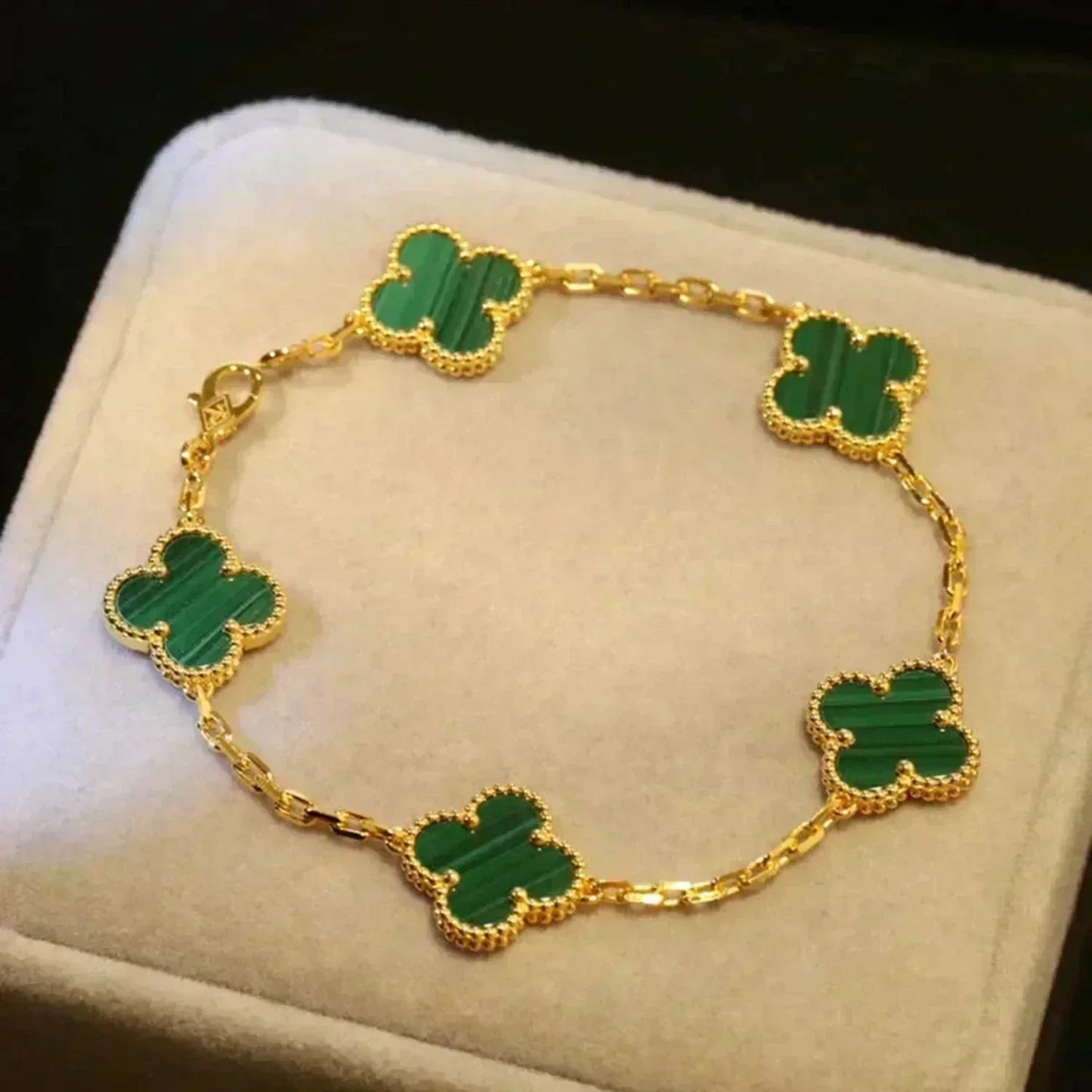 [Olivia JW]CLOVER 5 MOTIFS MALACHITE BRACELET