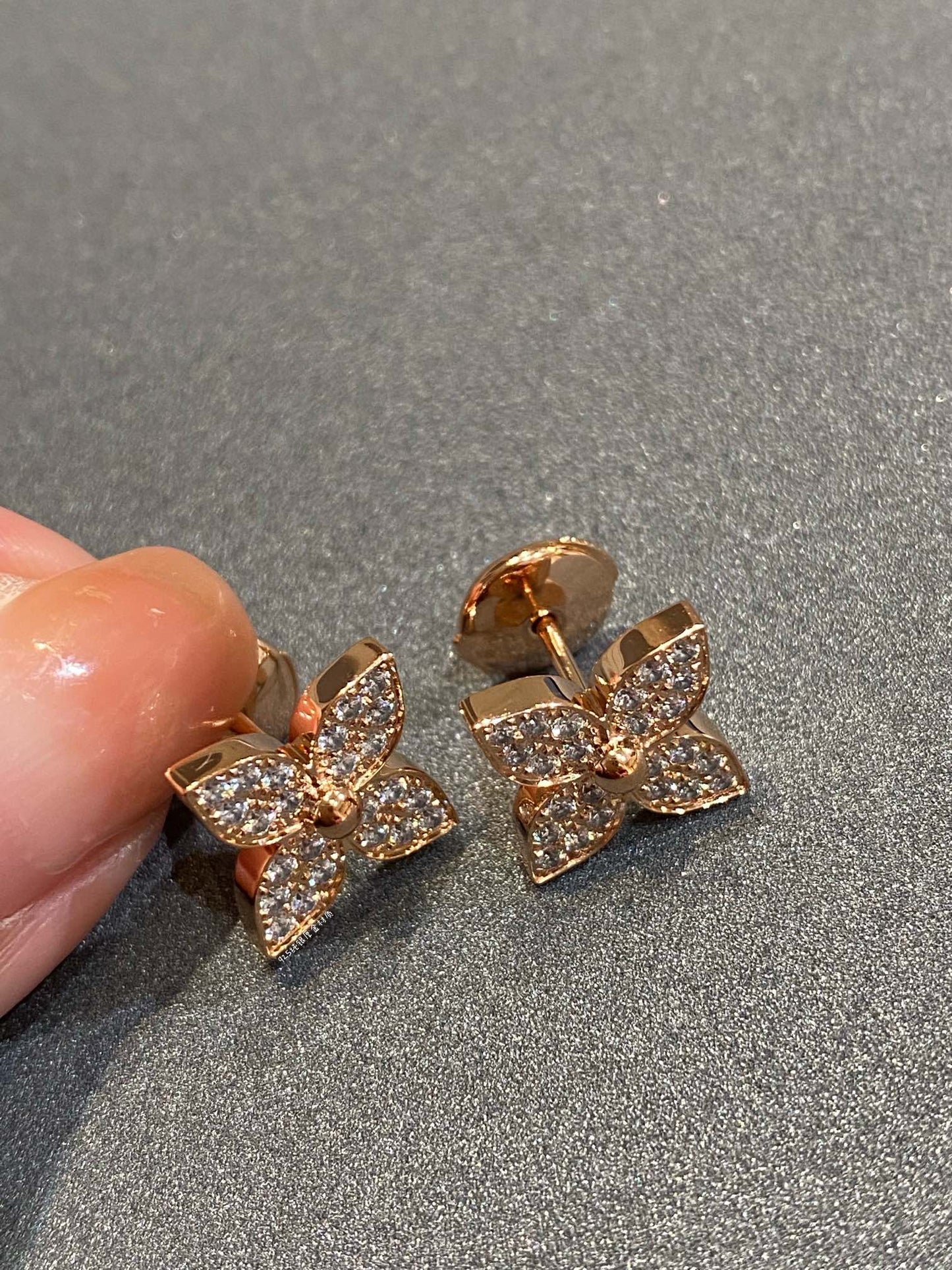 [Olivia Jewelry]STAR BLOSSOM STUD DIAMONDS EARRINGS