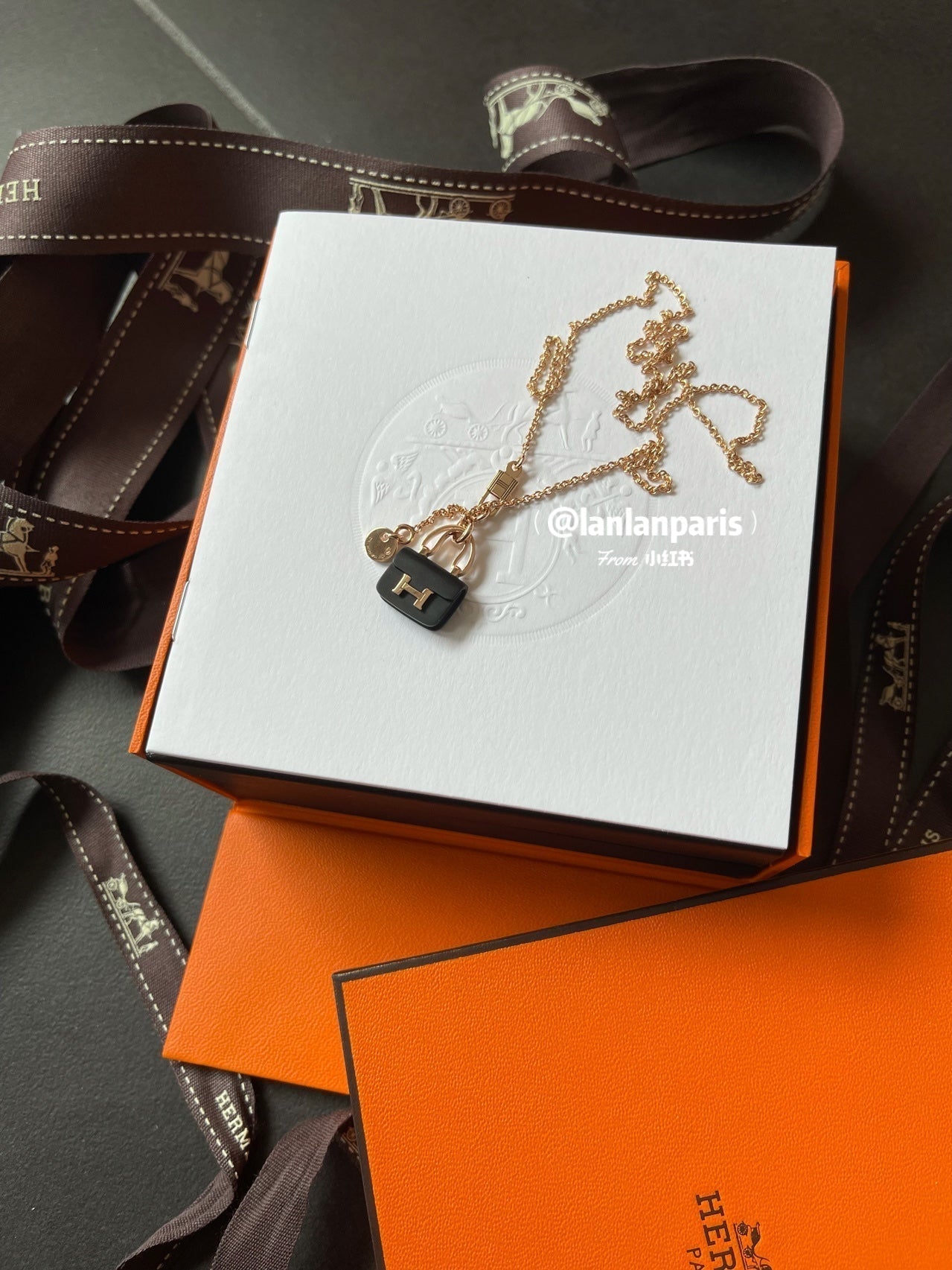 [Olivia Jewelry]CONSTANCE BLACK PEDANT PINK GOLD NECKLACE