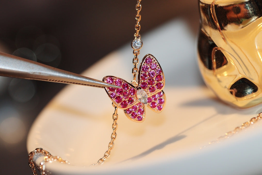 [Olivia Jewelry]BUTTERFLY RED DIAMOND ROSE GOLD NECKLACE