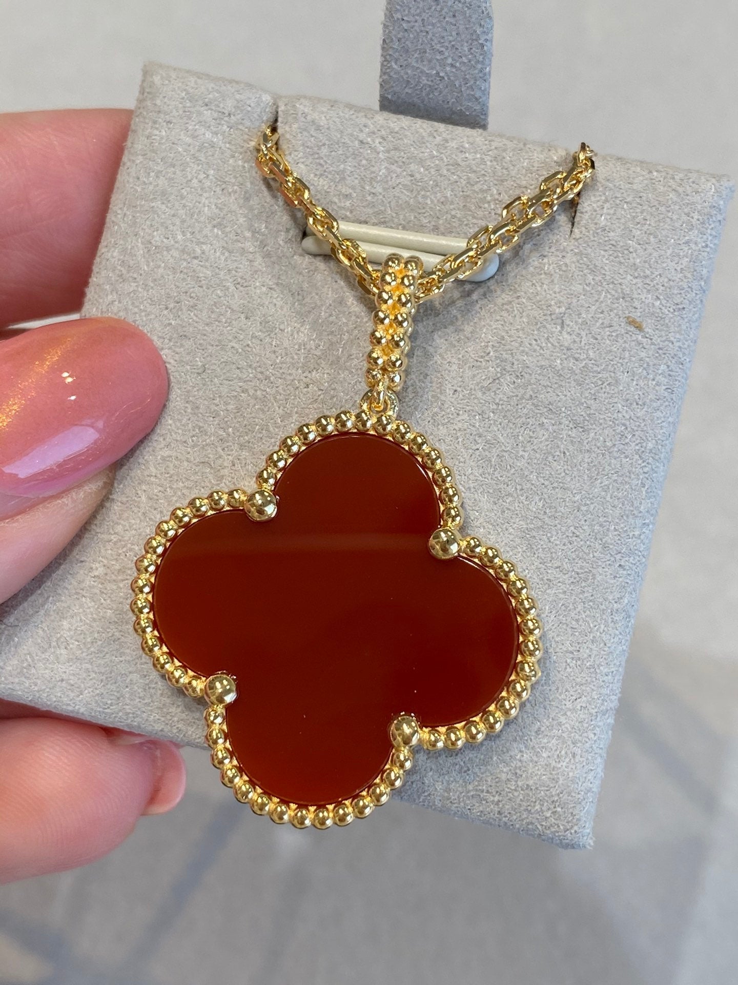 [Olivia Jewelry]CLOVER 25MM NECKLACE GOLD CARNELIAN