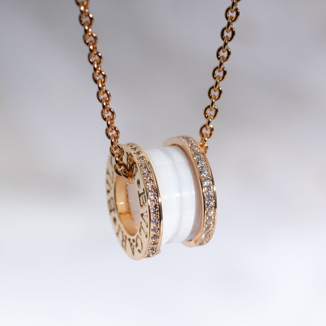 [OLIVIA]ZERO 1 WHITE CERAMIC PINK GOLD DIAMOND NECKLACE