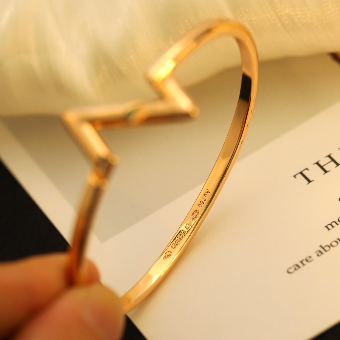 [Olivia Jewelry]VOLTE UPSITE DOWN BRACELET