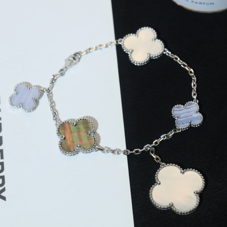 [Olivia Jewelry]CLOVER BRACELET 5 MOTIFS MOP CHALCEDONY SILVER
