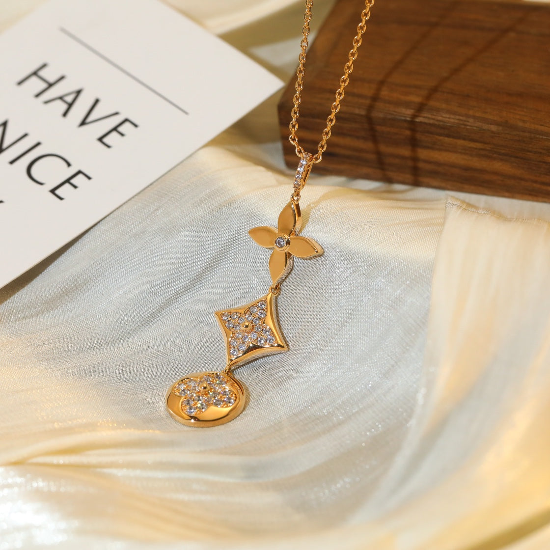[Olivia Jewelry]STAR AND SUN DIAMOND PINK GOLD NECKLACE