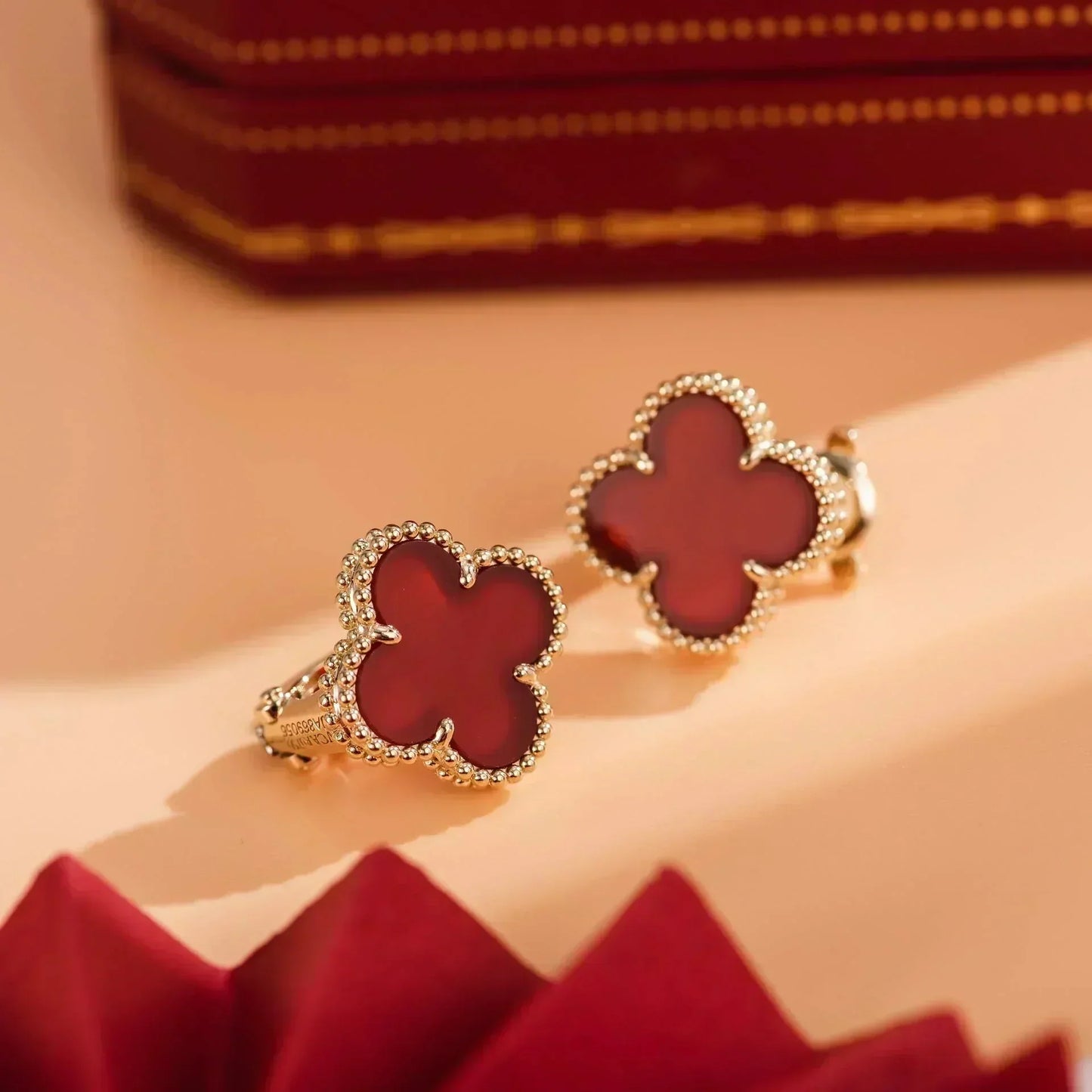[Olivia Jewelry]CLOVER MEDIUM 1 MOTIFS CARNELIAN  EARRINGS