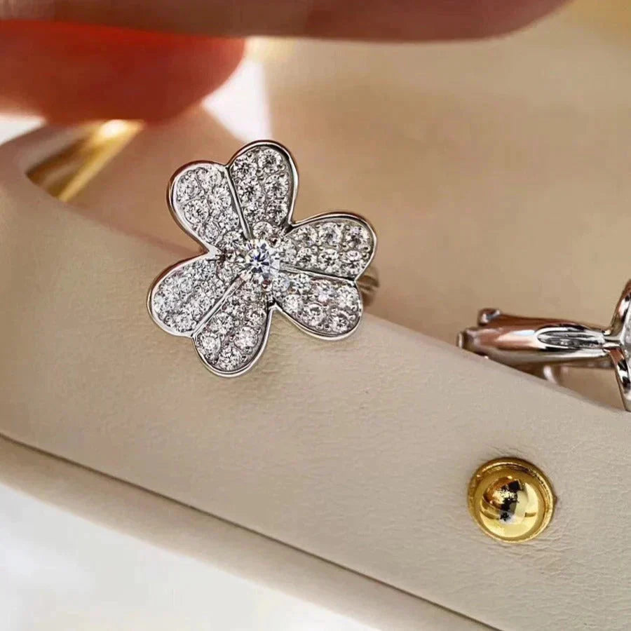 [Olivia Jewelry]CLOVER COMOS DIAMOND EARRINGS SILVER
