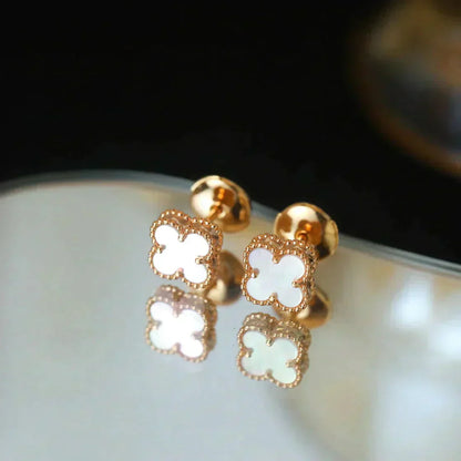 [Olivia Jewelry]CLOVER MINI 9.5MM WHITE MOP EARRINGS