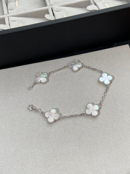 [Olivia JW]CLOVER SILVER MOP 5 MOTIF BRACELET
