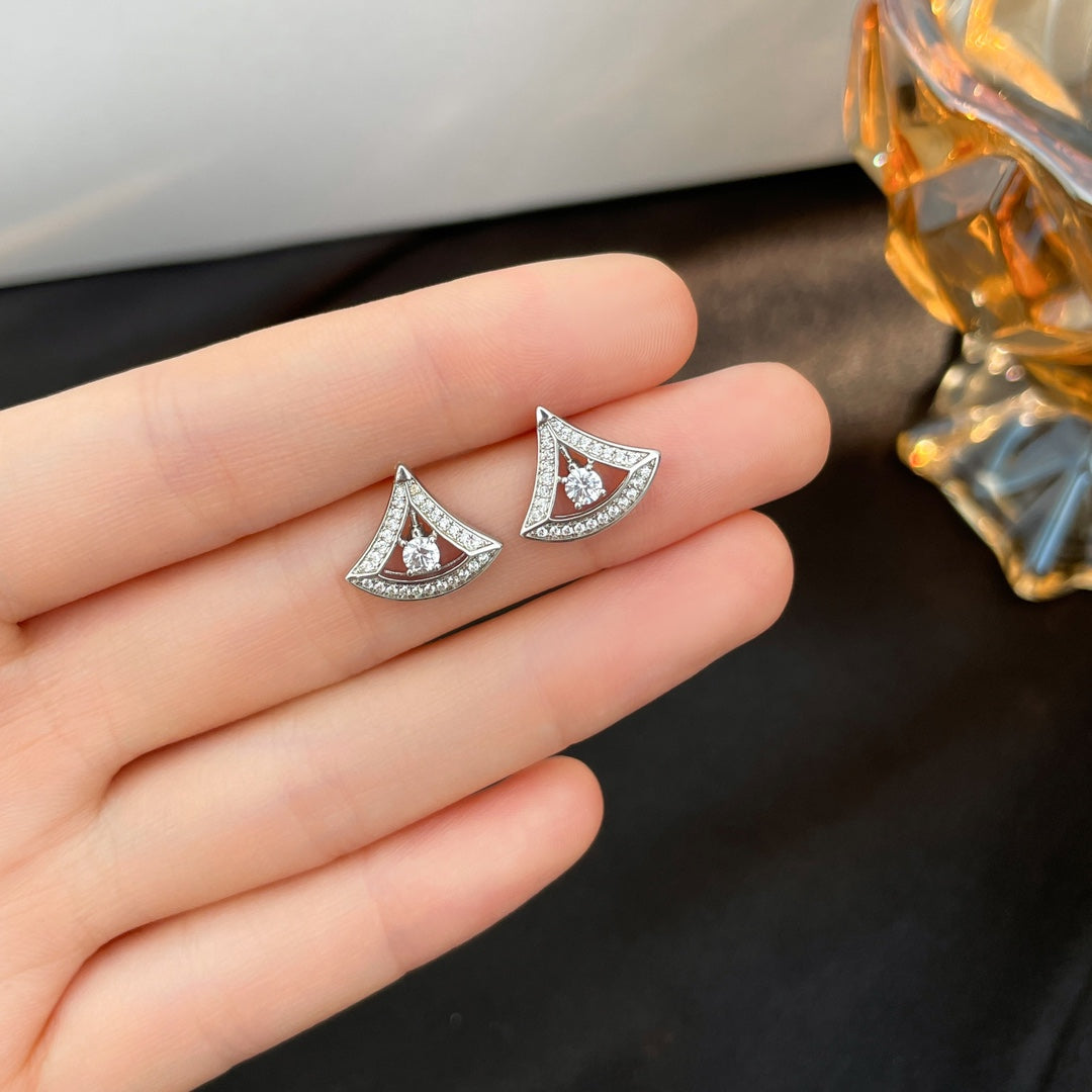 [OLIVIA]DREAM MINI DIAMOND STUD EARRINGS