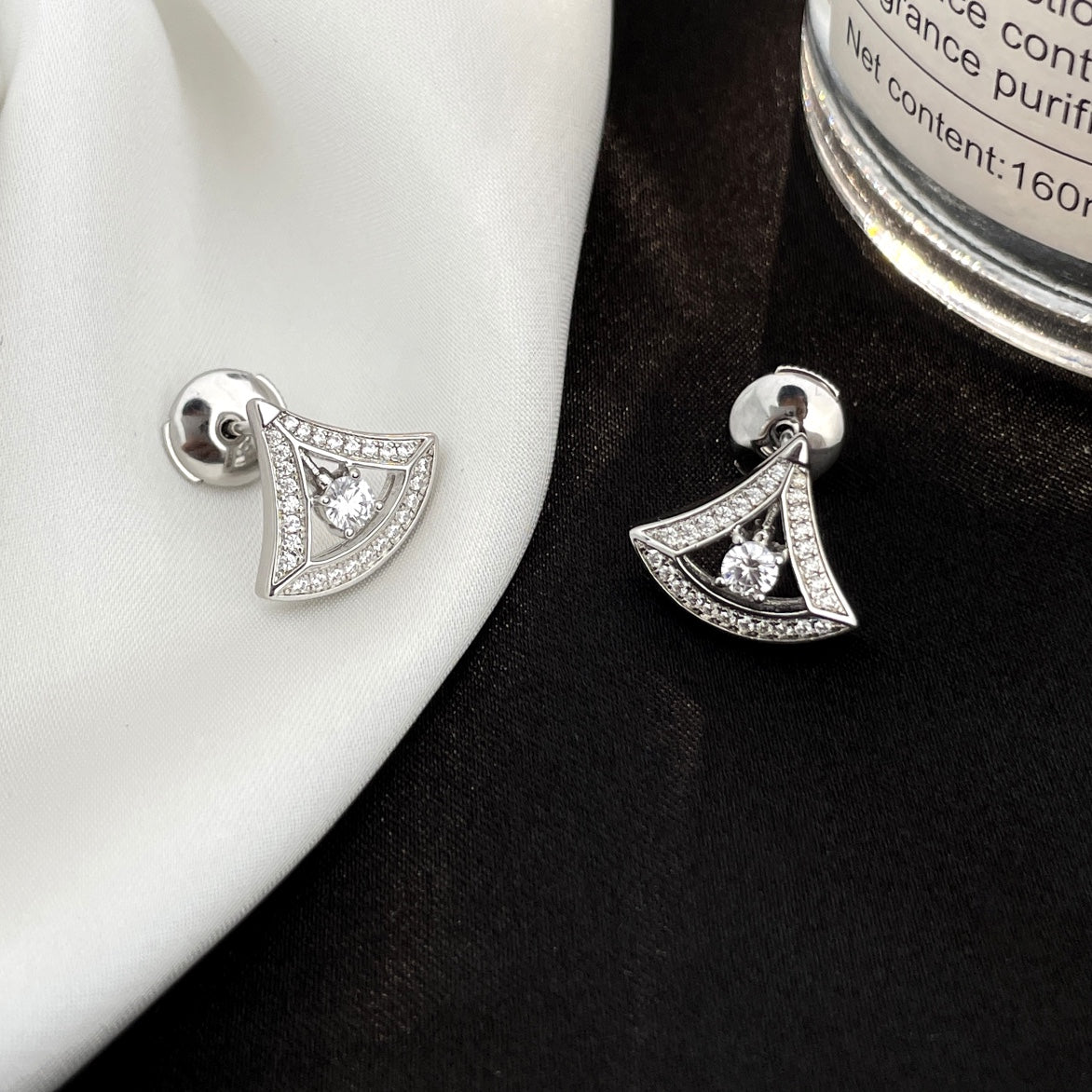 [OLIVIA]DREAM MINI DIAMOND STUD EARRINGS