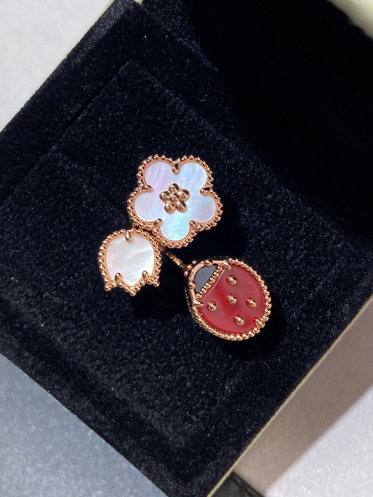 [Olivia Jewelry]LUCKY 3 MOTIF ROSE GOLD RING