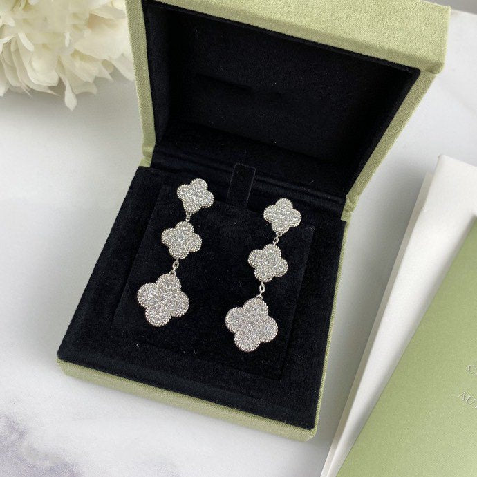 [Olivia Jewelry]CLOVER 3 MOTIF DIAMOND SILVER DROP EARRINGS