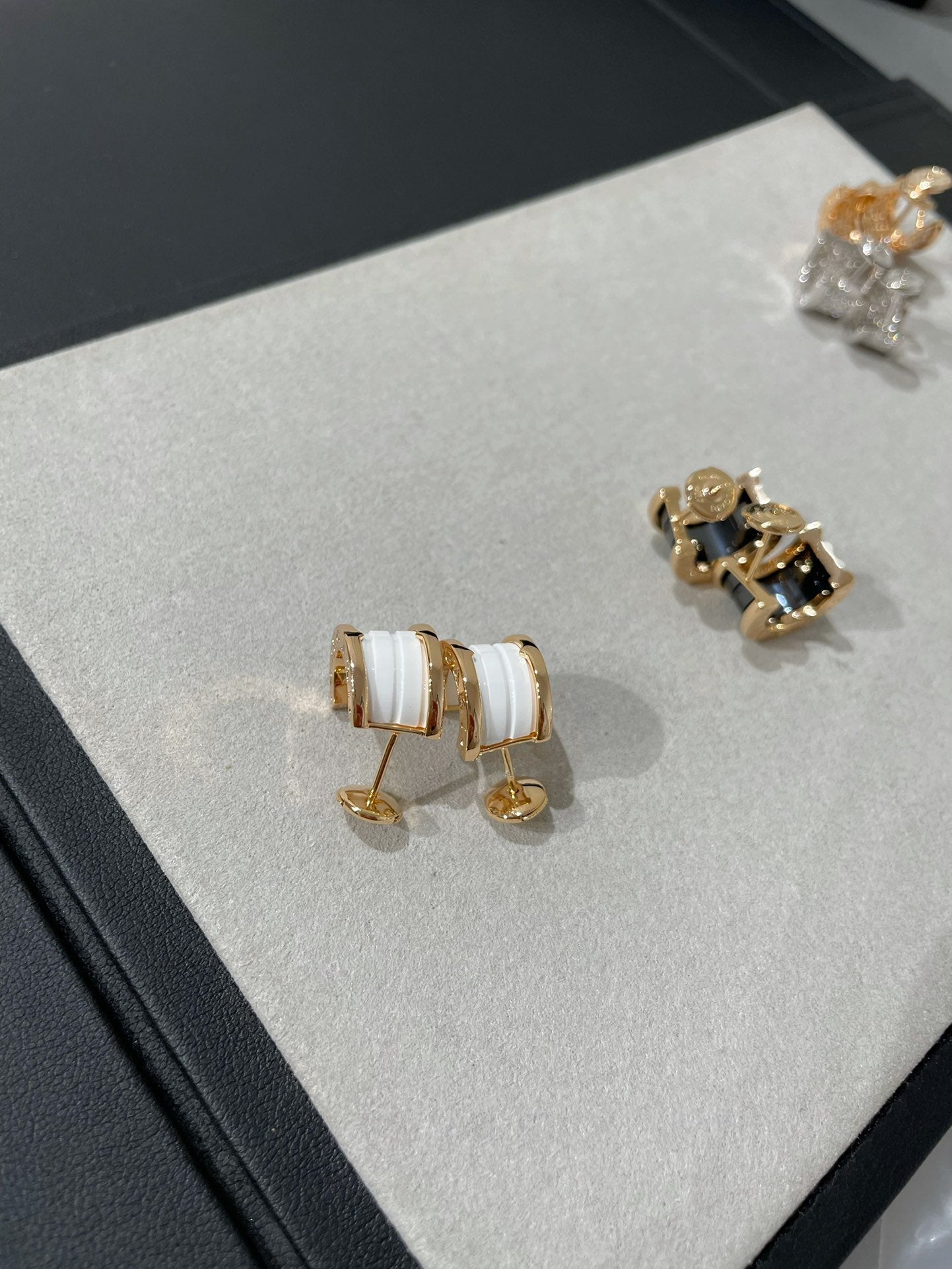 [OLIVIA]ZERO 1 PINK GOLD CERAMIC EARRINGS