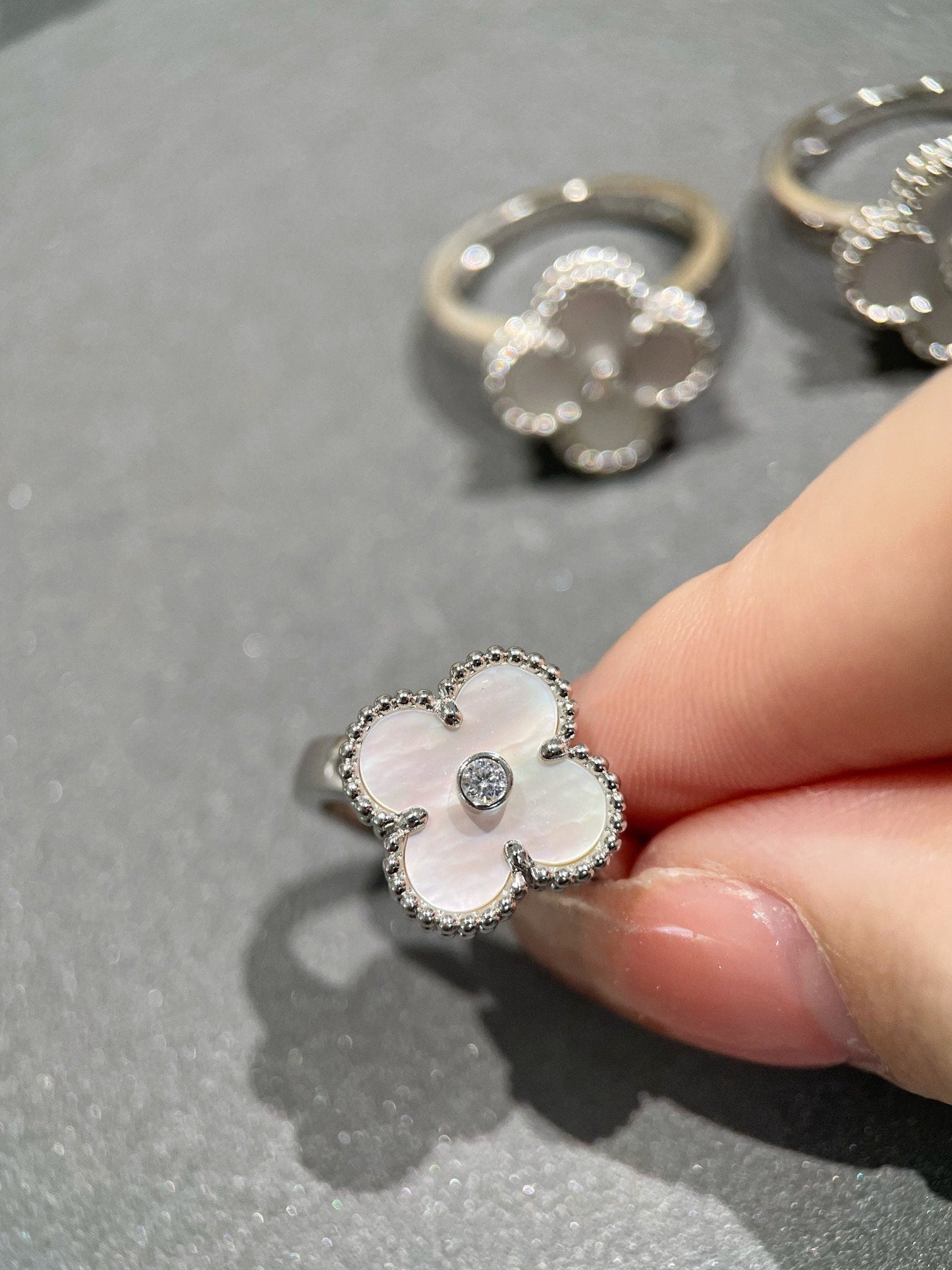 [Olivia Jewelry]CLOVER SILVER MOP DIAMOND RING