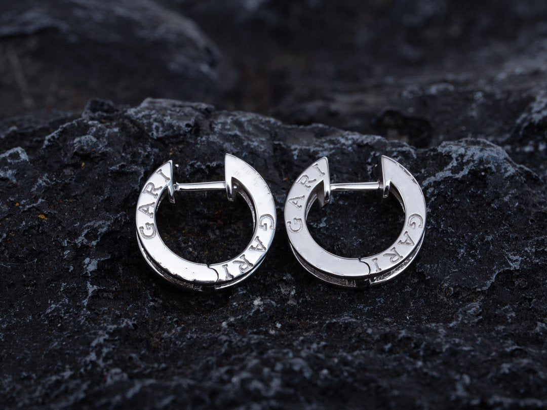 [OLIVIA]ZERO 1 MINI SILVER DIAMOND EARRINGS