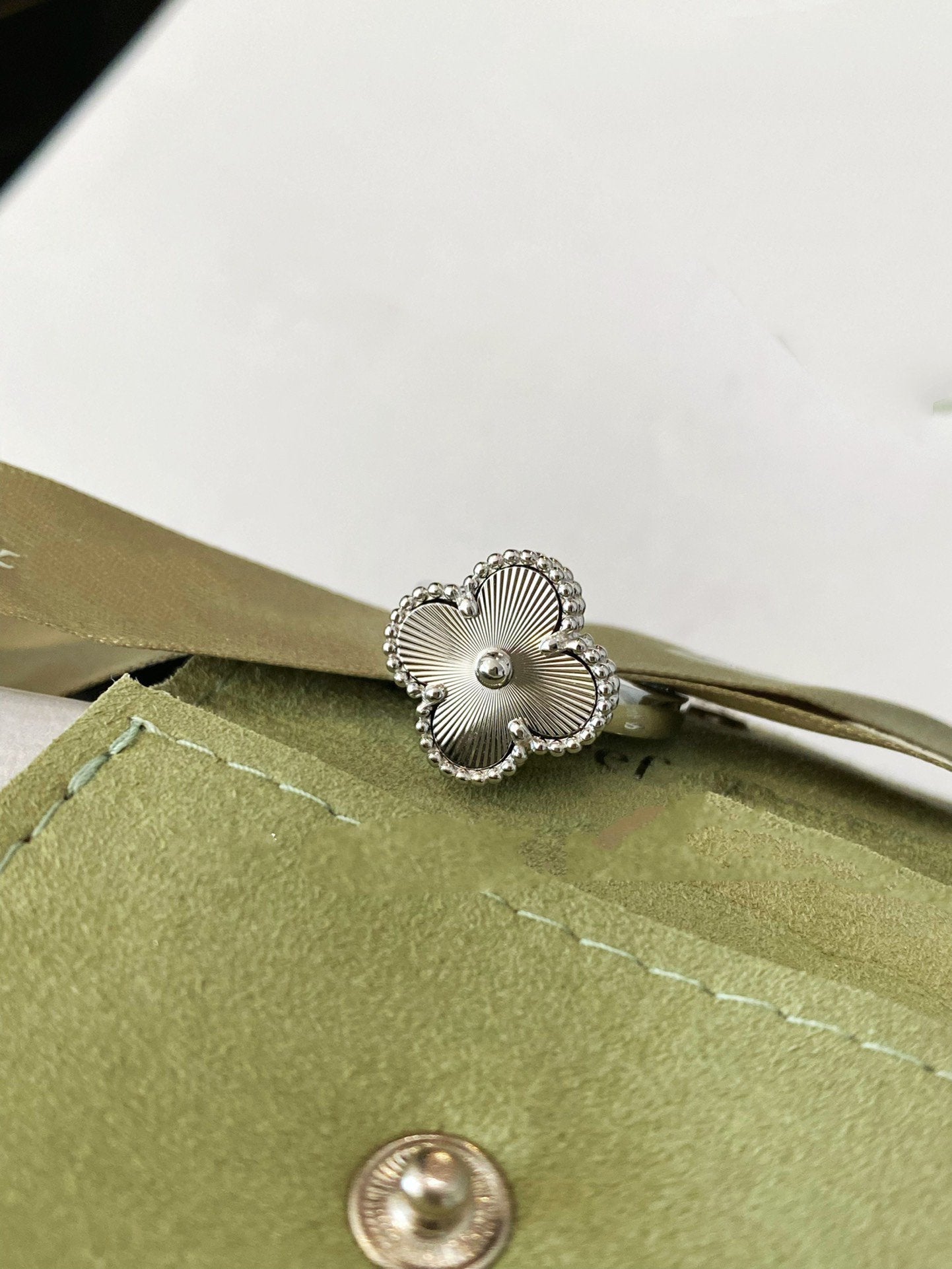 [Olivia Jewelry]CLOVER SILVER RING