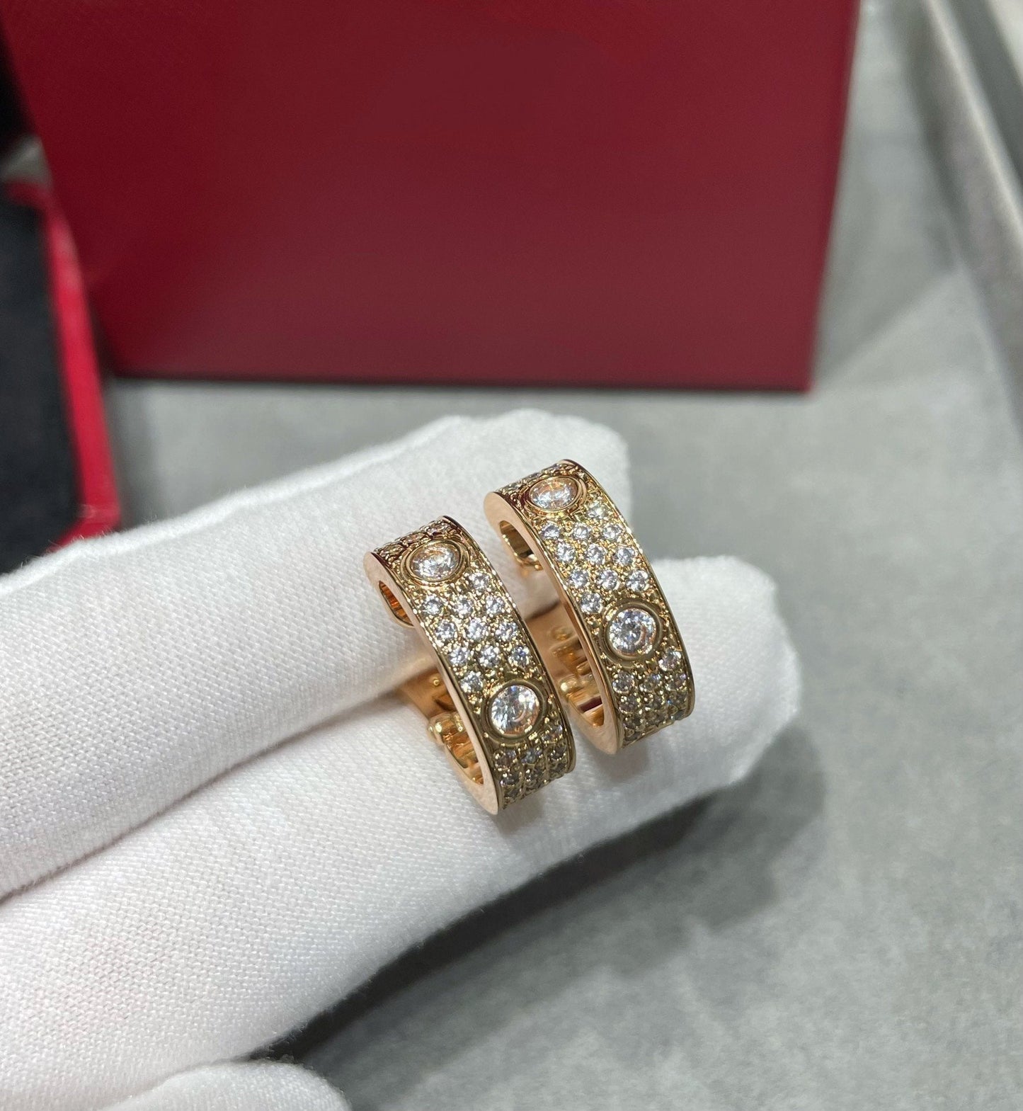 [Olivia Jewelry]LOVE 5.5MM DIAMOND PAVED EARRINGS