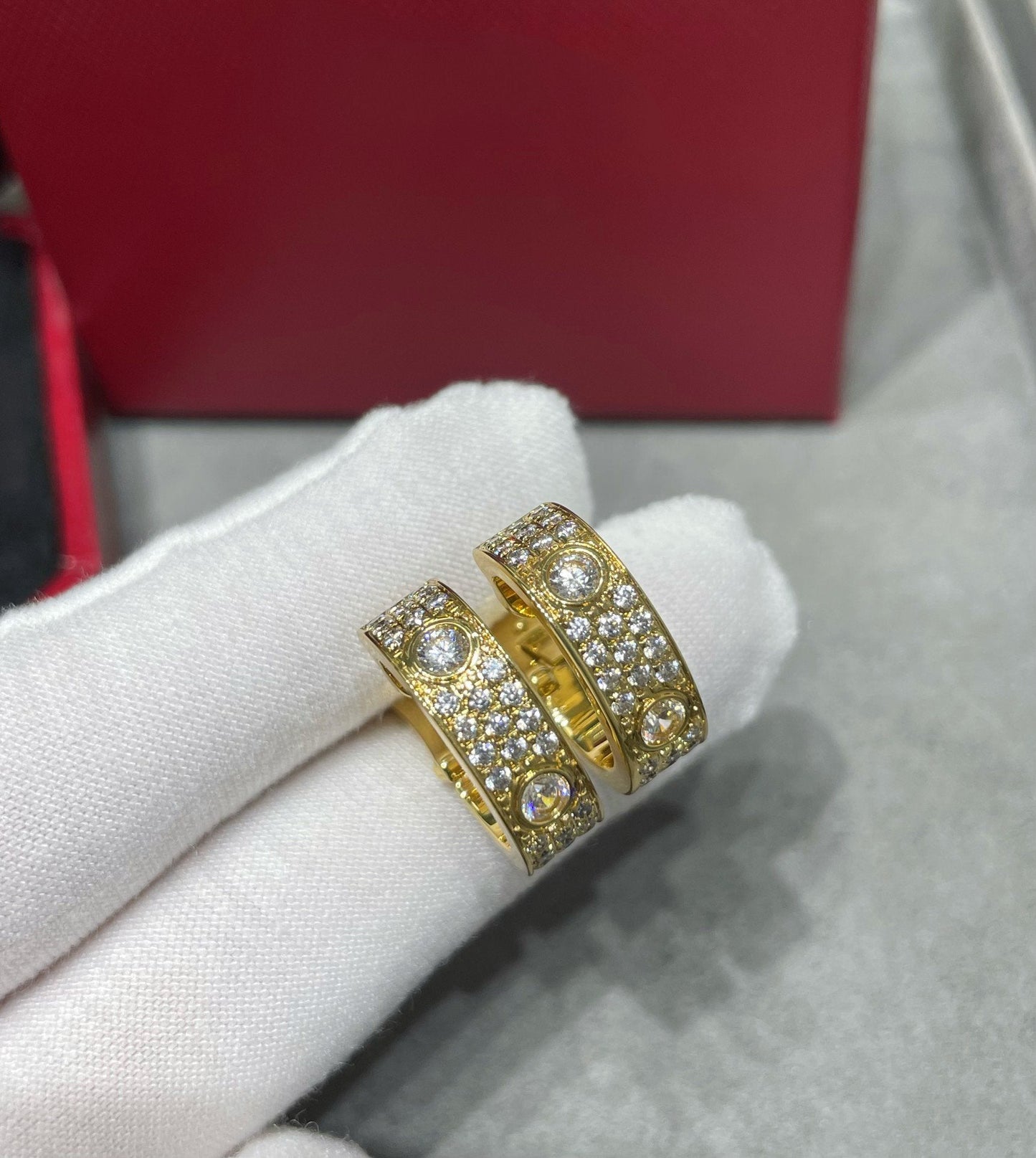 [Olivia Jewelry]LOVE 5.5MM DIAMOND PAVED EARRINGS
