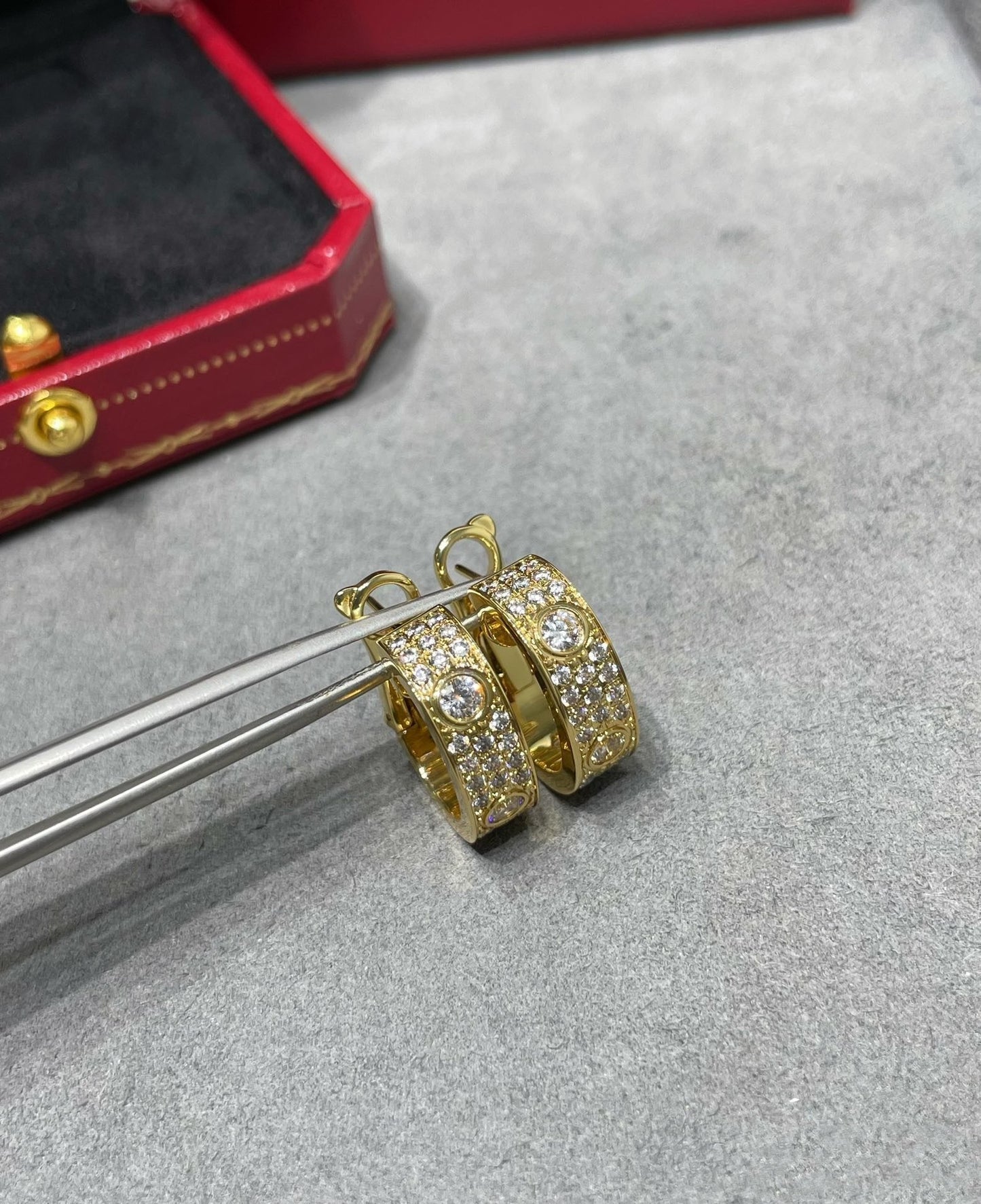 [Olivia Jewelry]LOVE 5.5MM DIAMOND PAVED EARRINGS