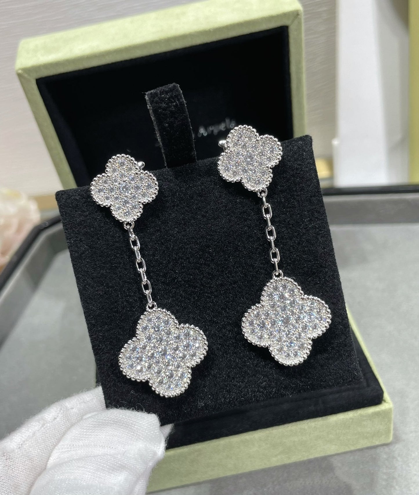 [Olivia Jewelry]CLOVER 2 MOTIFS DIAMOND PAVED SILVER EARRINGS