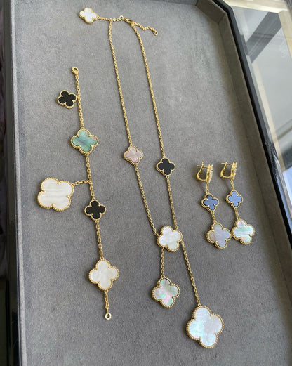 [Olivia Jewelry]CLOVER 3 MOTIF MOP ONYX DARK MOP PINK GOLD EARRINGS