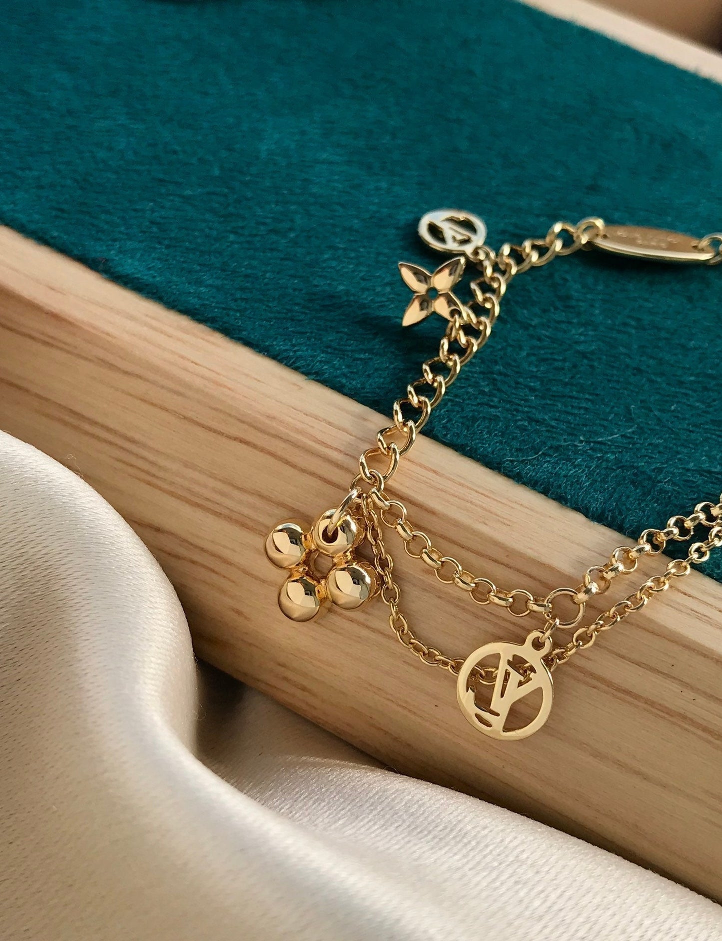 [Olivia Jewelry]BLOOMING PINK GOLD MOP BRACELET