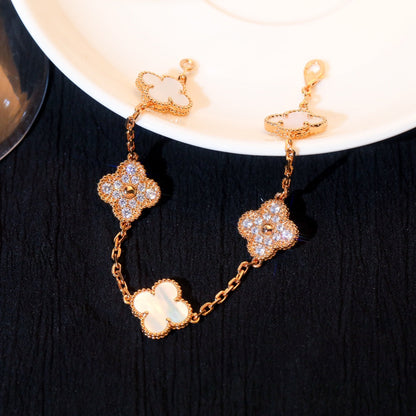 [Olivia JW]CLOVER BRACELET 5 MOTIF WHITE MOP DIAMOND