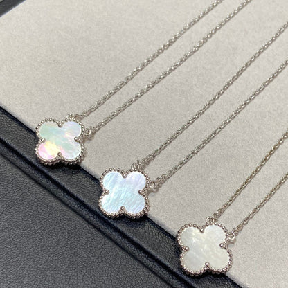 [Olivia Jewelry]CLOVER 15MM MEDIUM WHITE MOP NECKLACE
