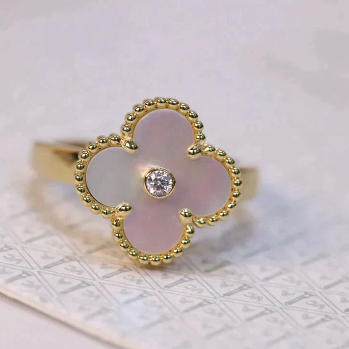 [Olivia Jewelry]CLOVER PINK MOP RING GOLD DIAMOND